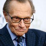 interview-legend-larry-king-has-died-at-87-after-2-1141-1611408765-3_dblbig.jpg